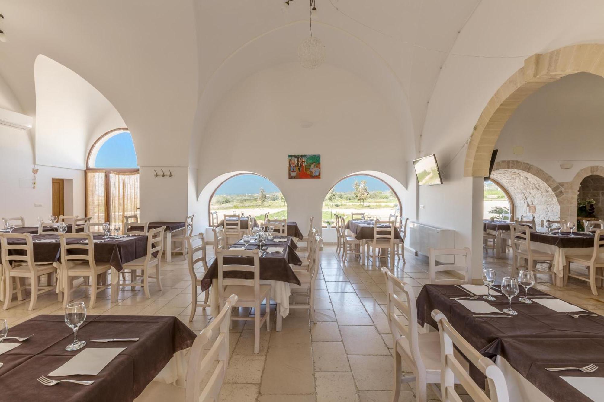 Agriturismo Donna Teresa Villa Мотола Екстериор снимка